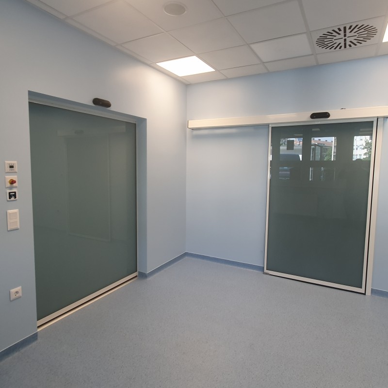 RECORD Automataajtók 8 db fotocellás automata ajtó kivitelezésünk a Gottsegen György Országos Kardiológiai Intézetben