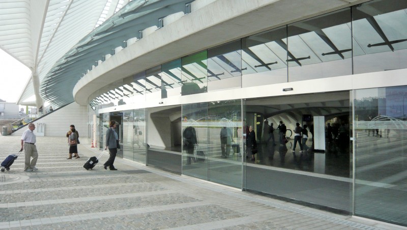 RECORD Automataajtók Automata üvegajtók